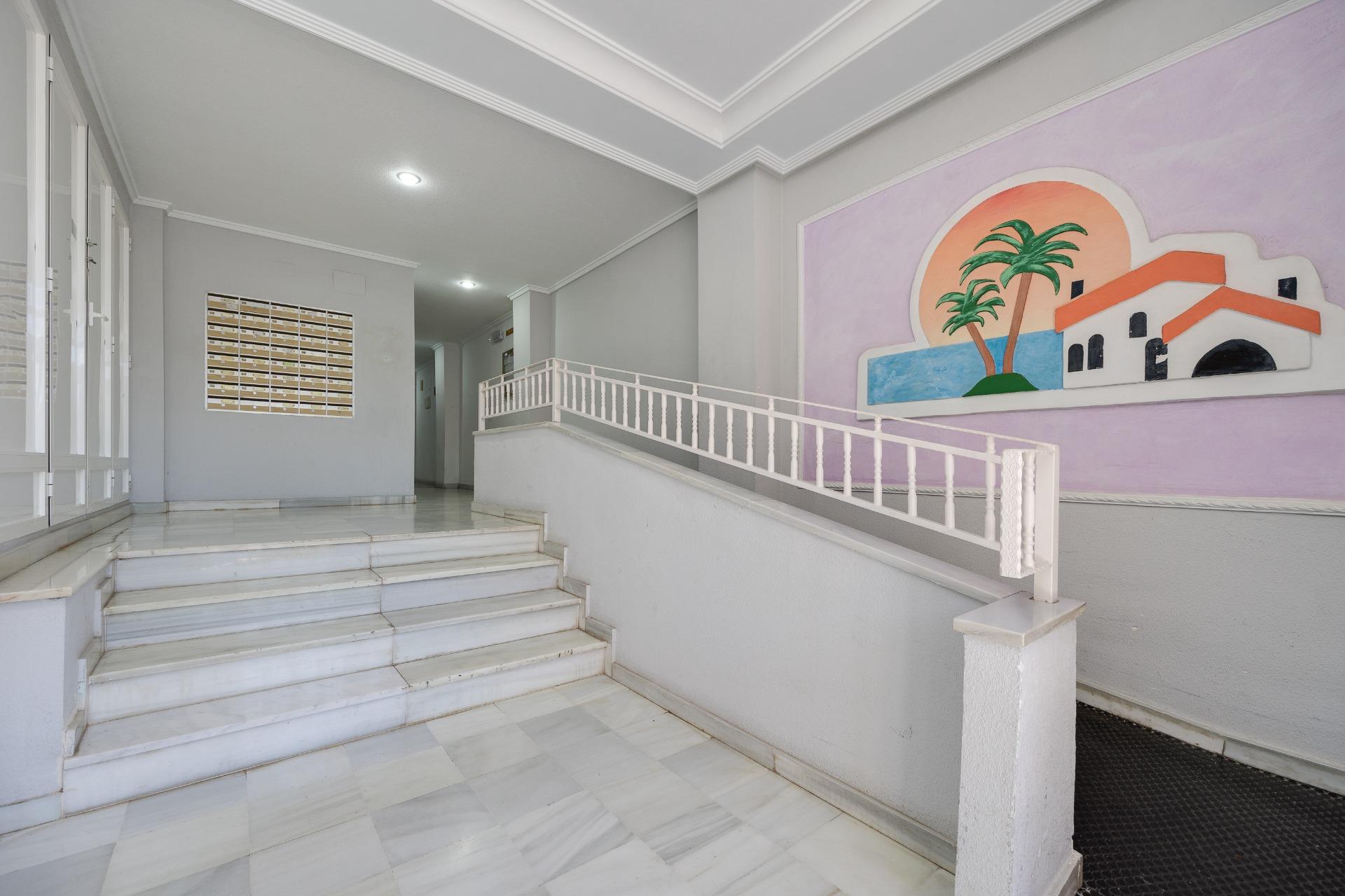 Kitchen in apartment for sale in Guardamar del Segura
