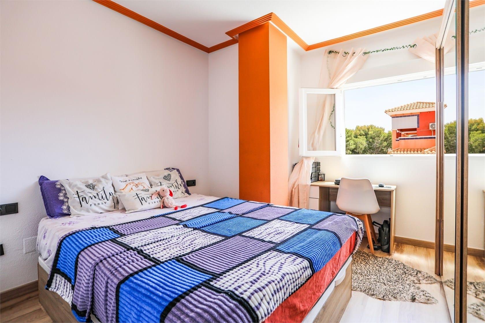 Master bedroom in apartment for sale in Orihuela Costa