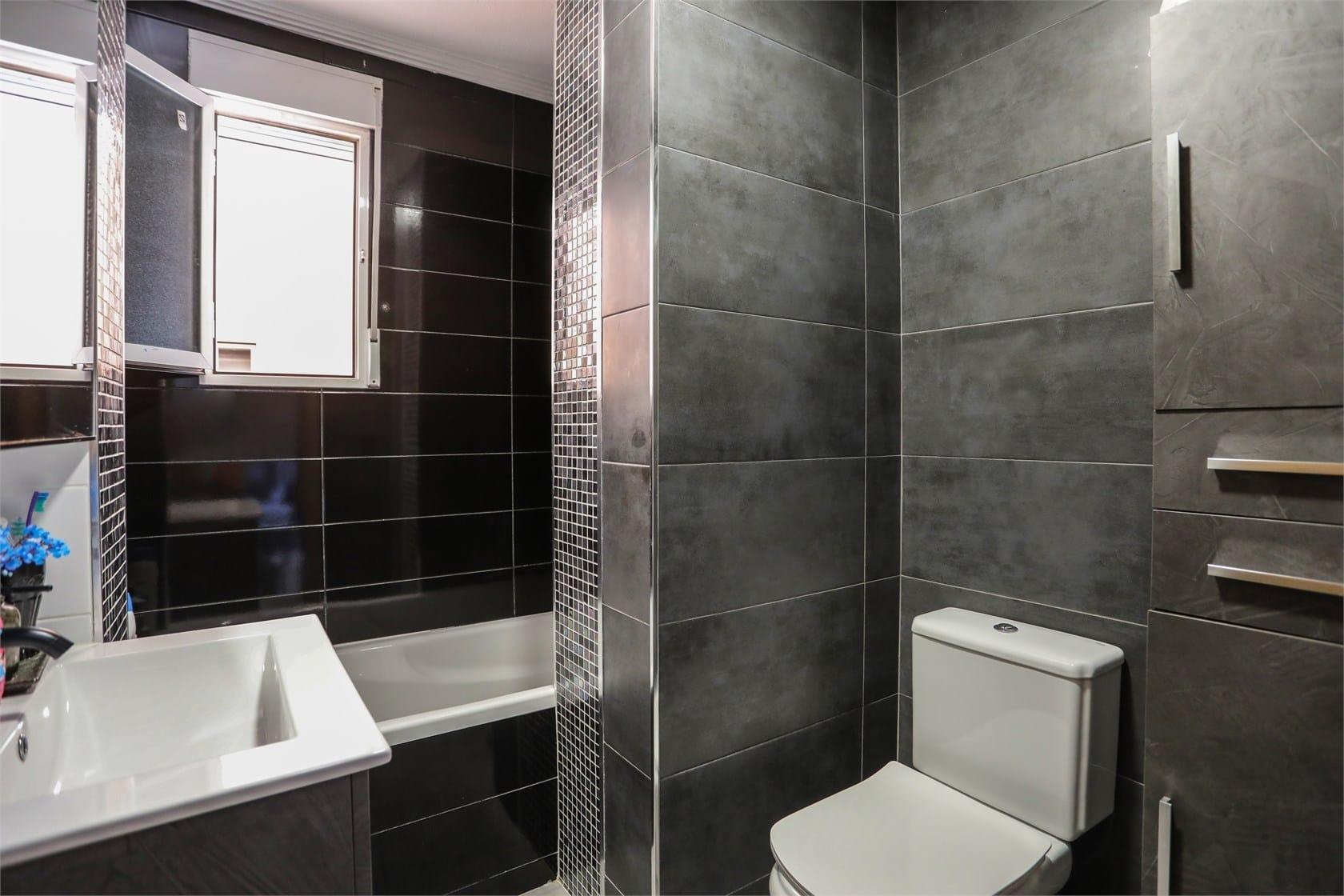 Bathroom in apartment for sale in Orihuela Costa