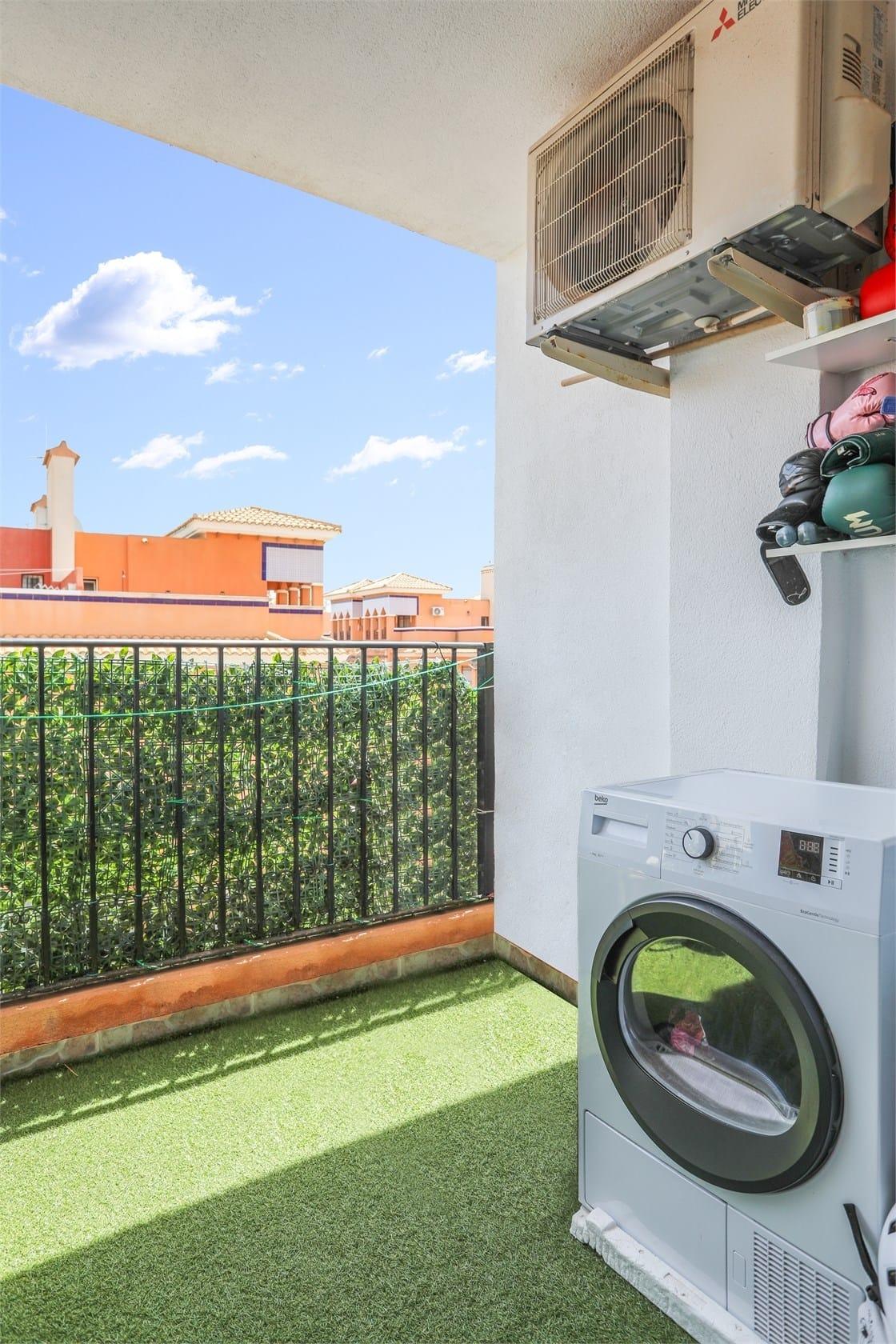 Garden in apartment for sale in Orihuela Costa