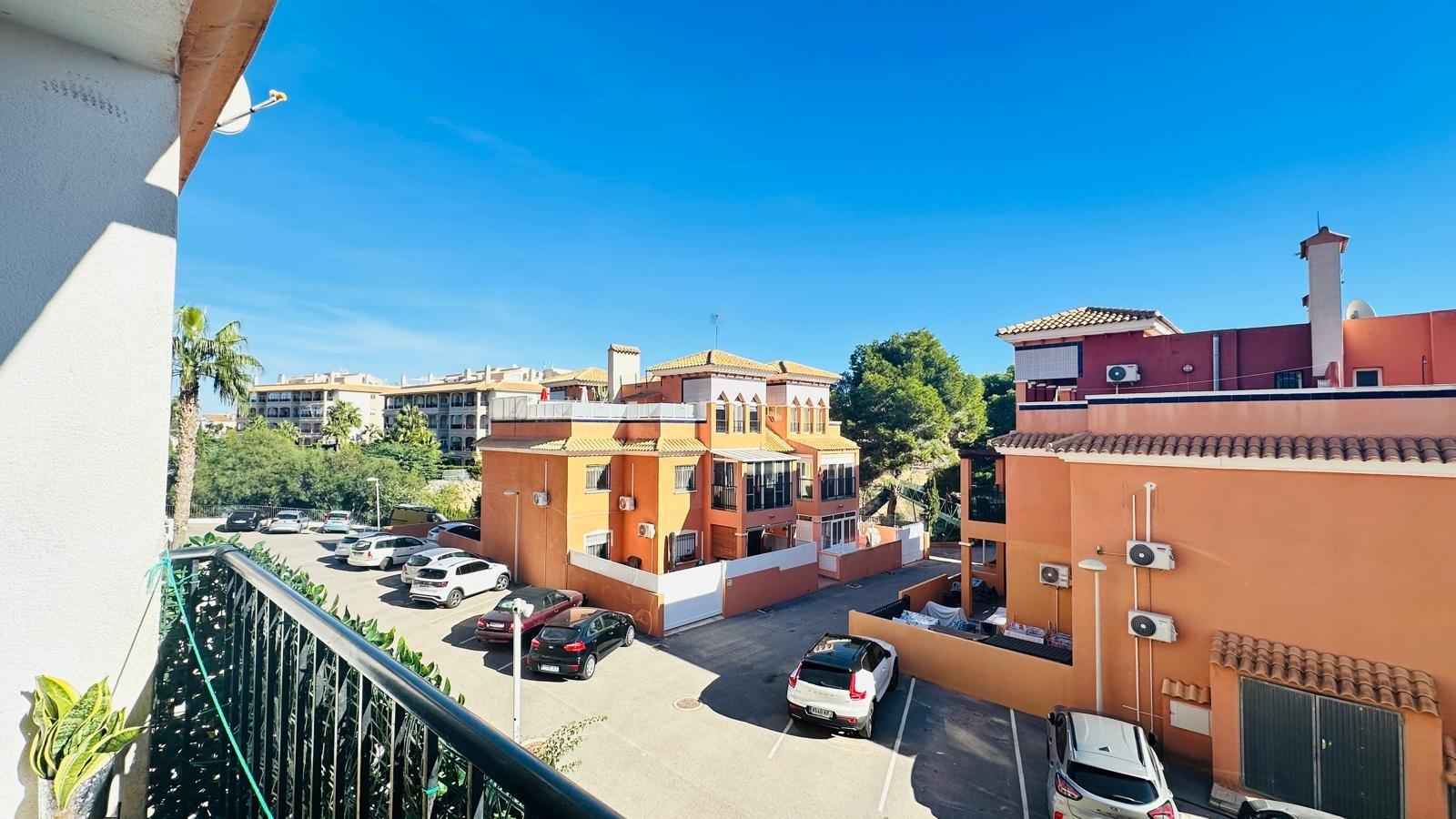 Dining area in apartment for sale in Orihuela Costa