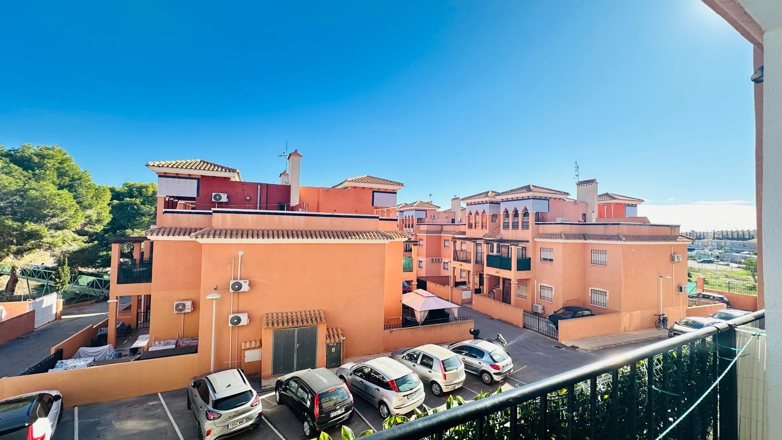Bedroom in apartment for sale in Orihuela Costa