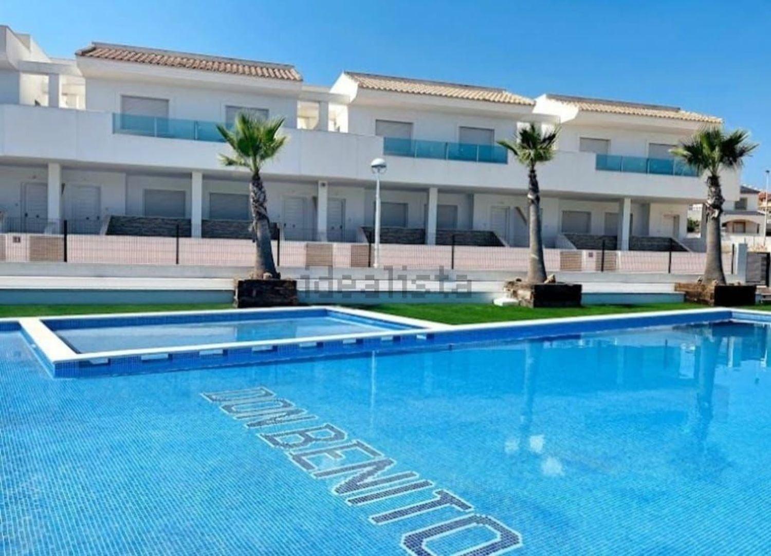 Master bedroom in duplex for sale in Torrevieja