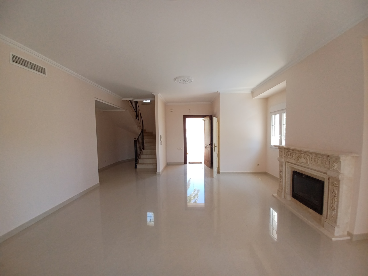 Living room in villa for sale in Cabo Roig