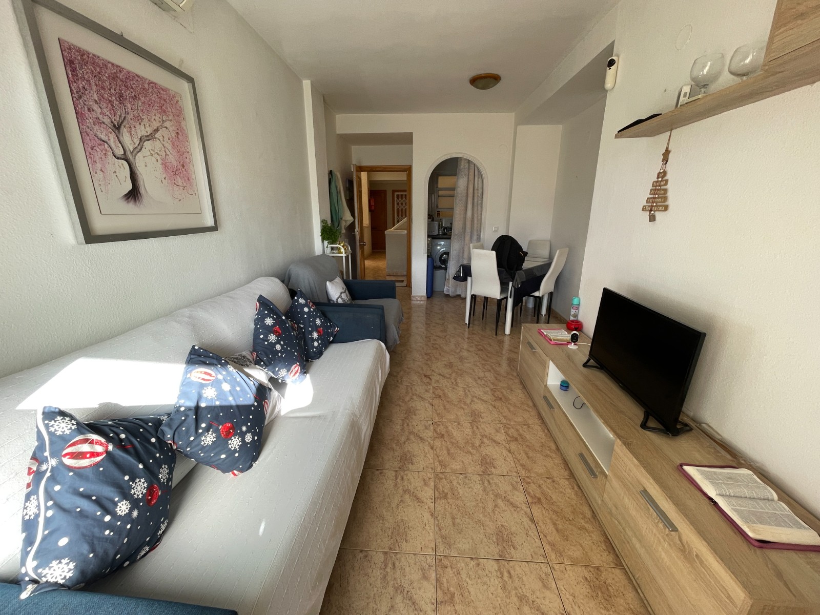 Bedroom in apartment for sale in Torrevieja