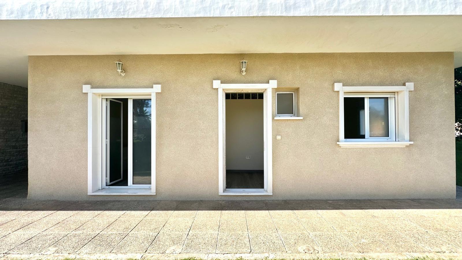 Master bedroom in apartment for sale in Orihuela Costa