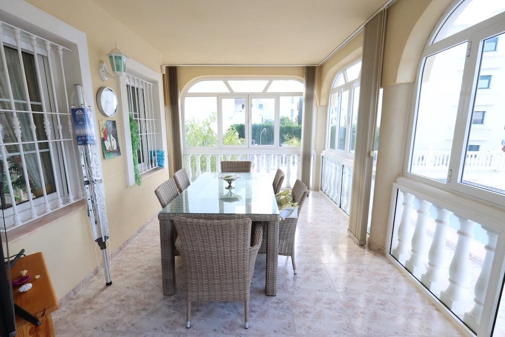 Dining area in villa for sale in Orihuela Costa