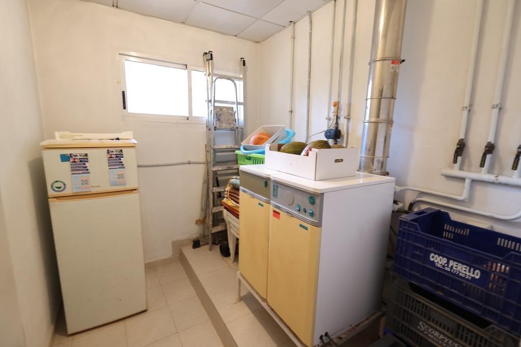 Kitchen in villa for sale in Orihuela Costa