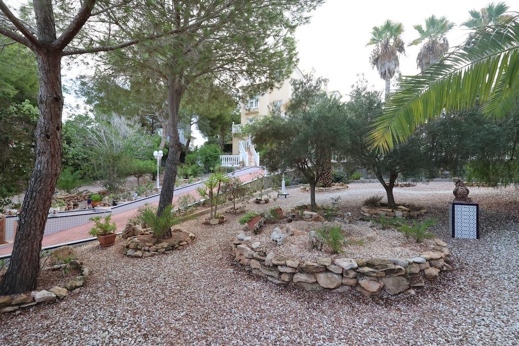 Bathroom in villa for sale in Orihuela Costa