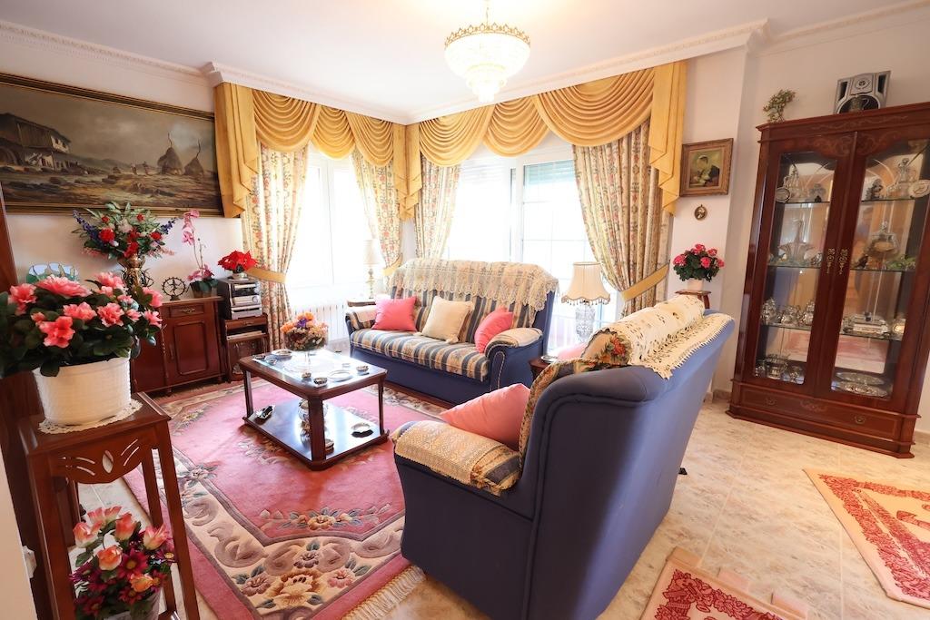 Garden in villa for sale in Orihuela Costa