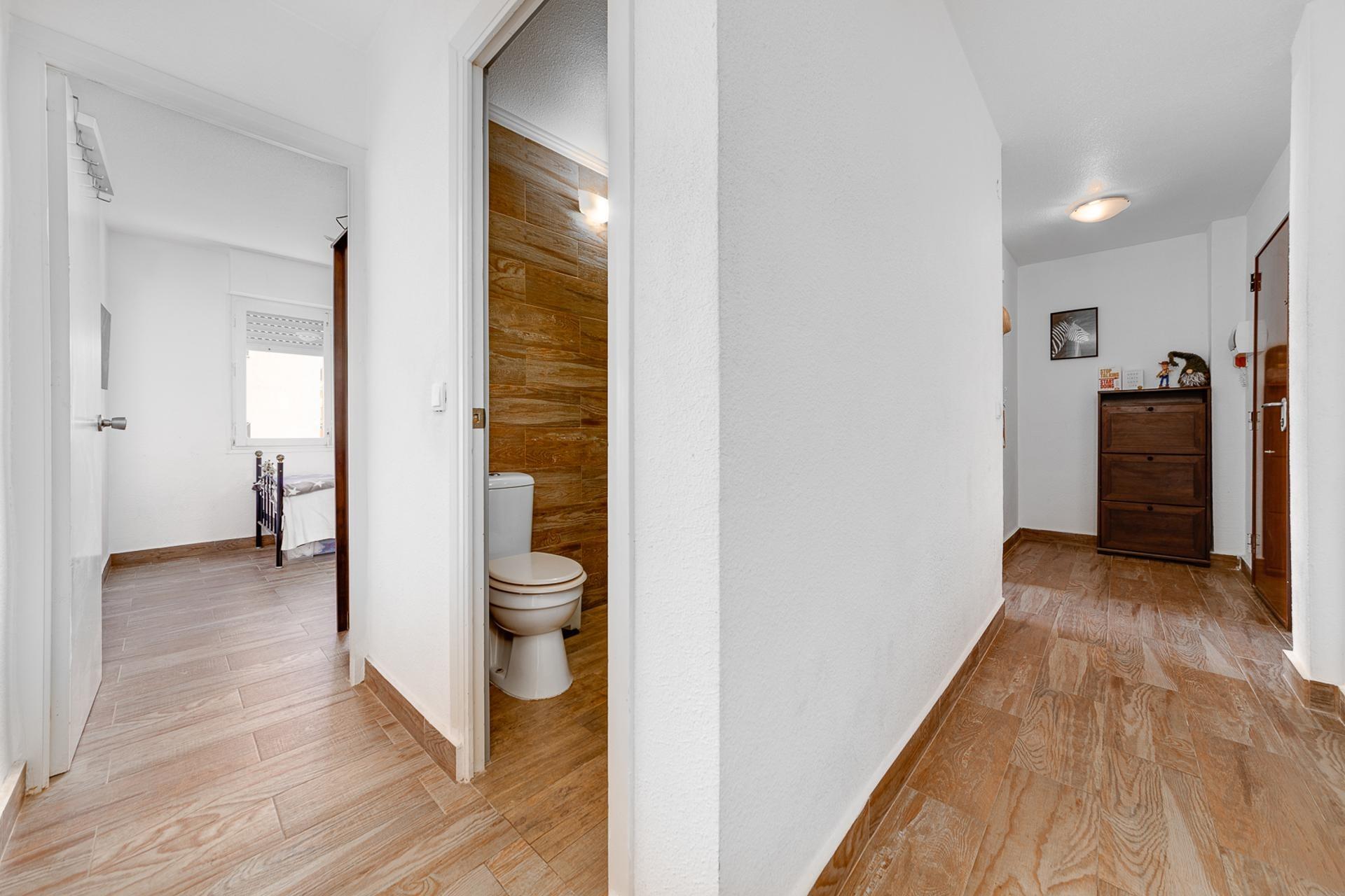Kitchen in apartment for sale in Torrevieja