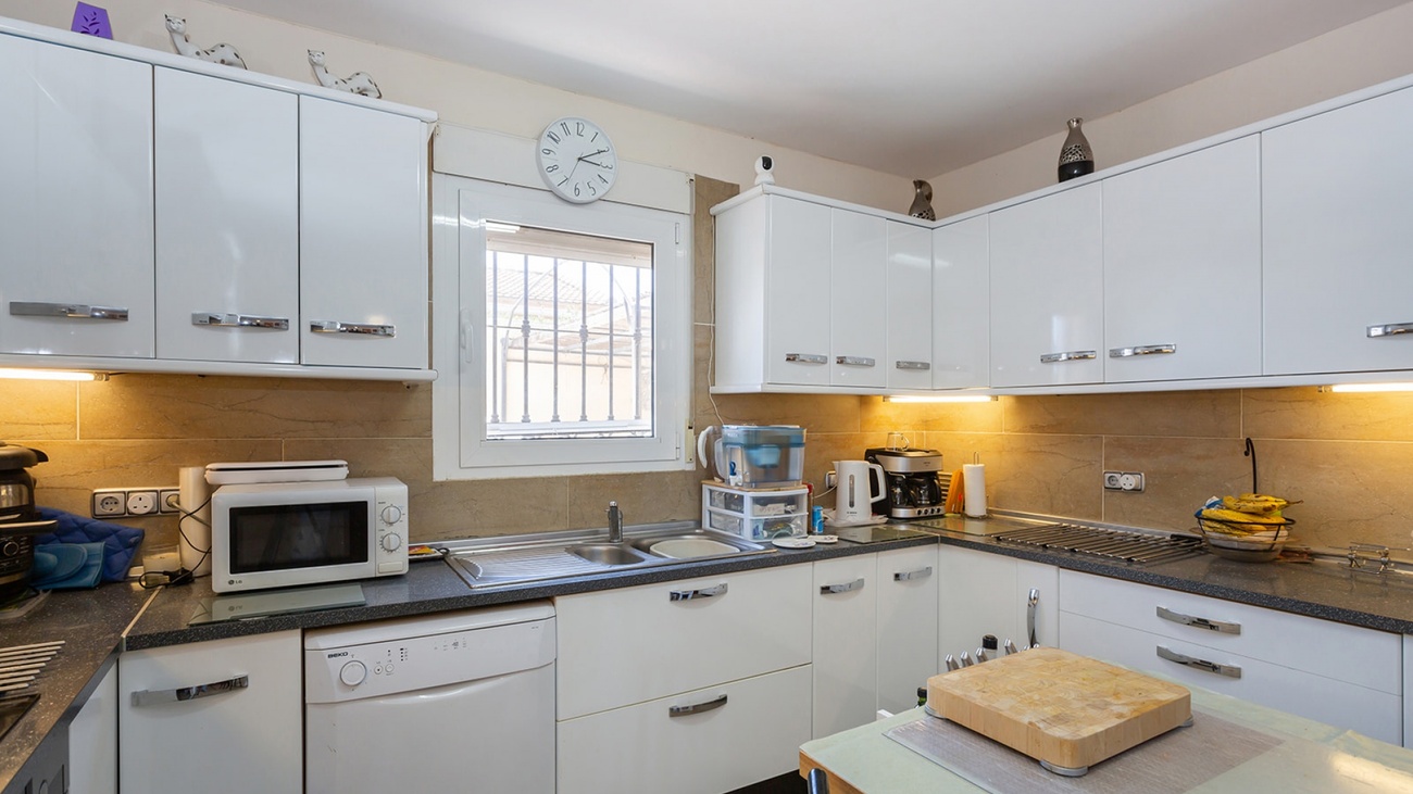Living room in villa for sale in Torrevieja