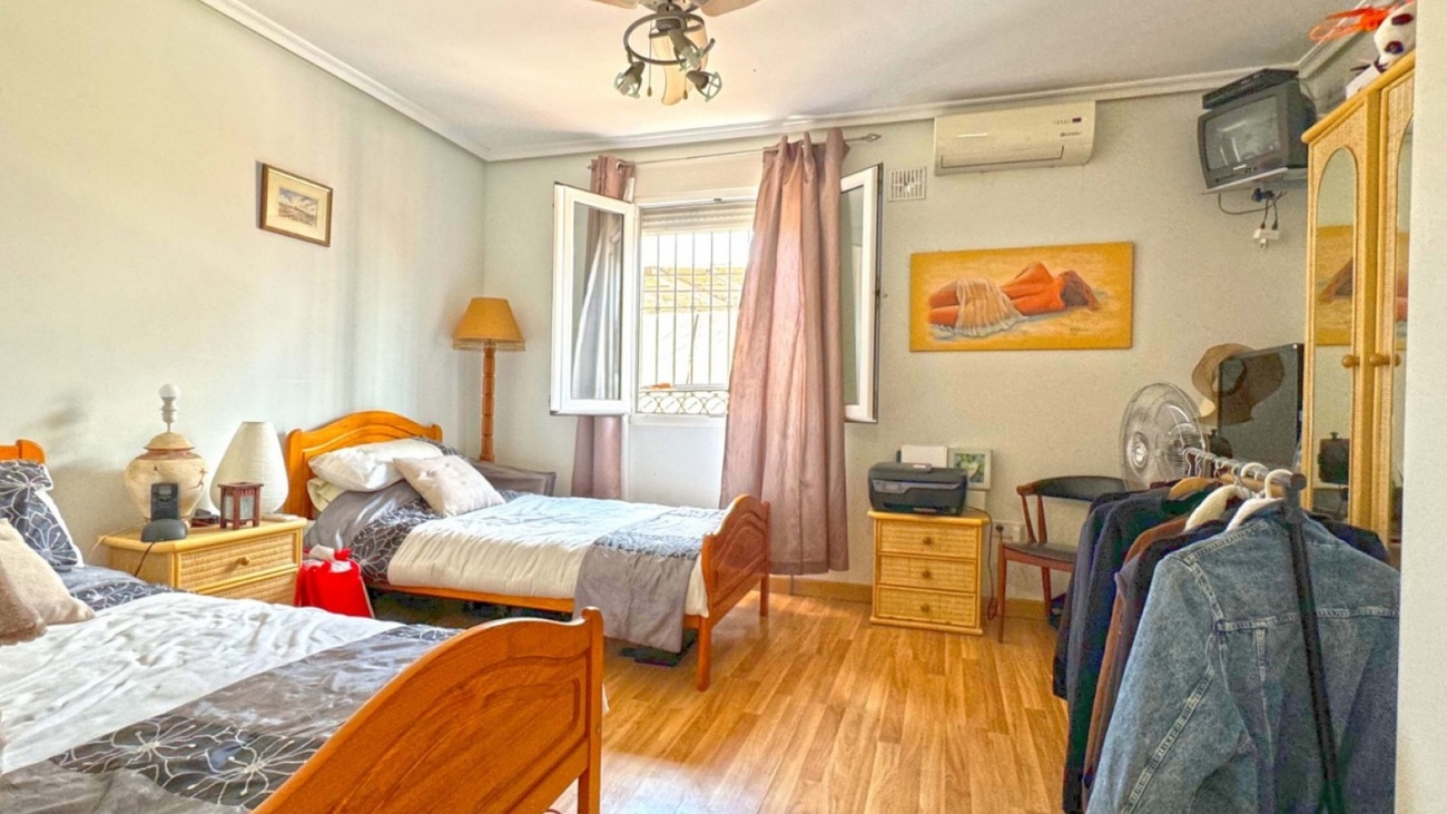 Living room in villa for sale in Torrevieja