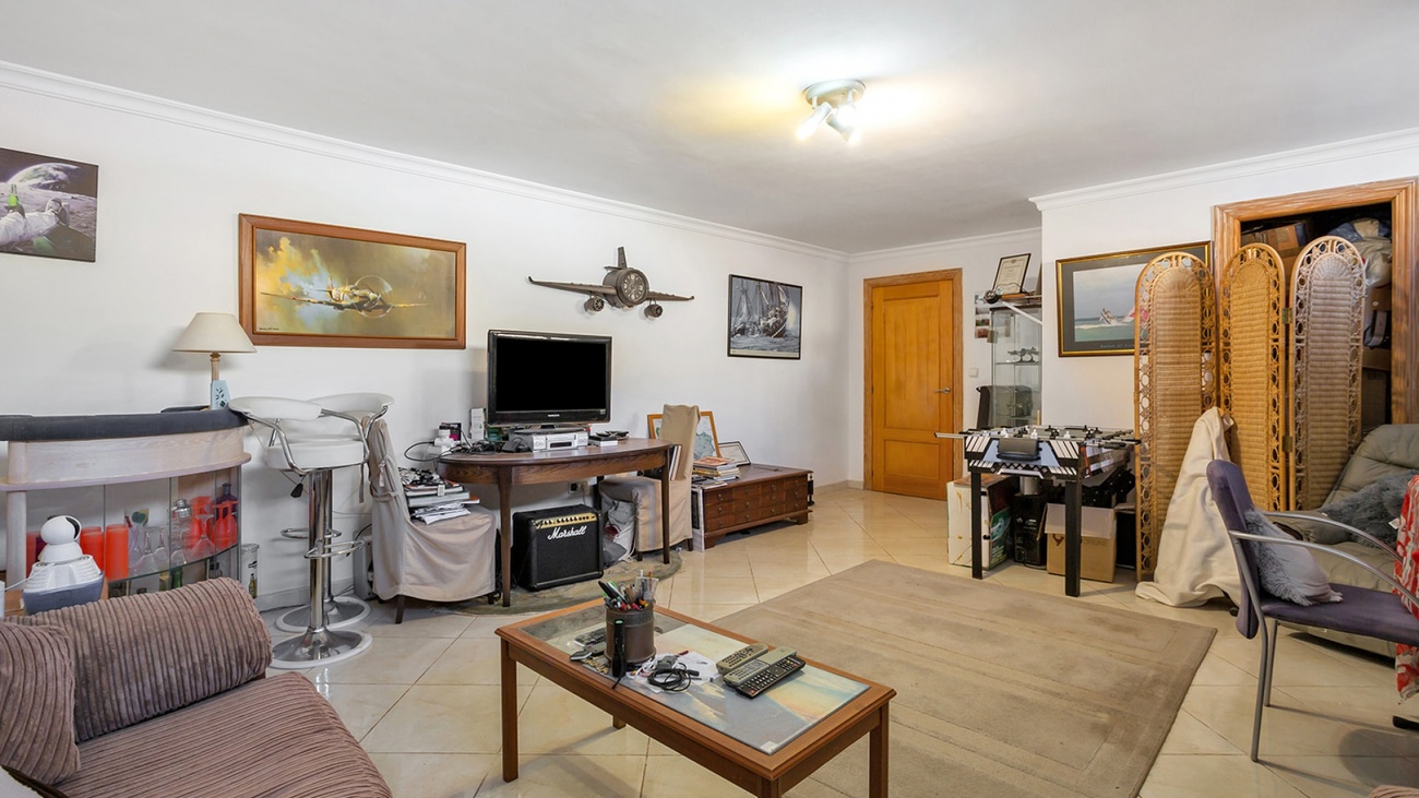 Terrace in villa for sale in Torrevieja