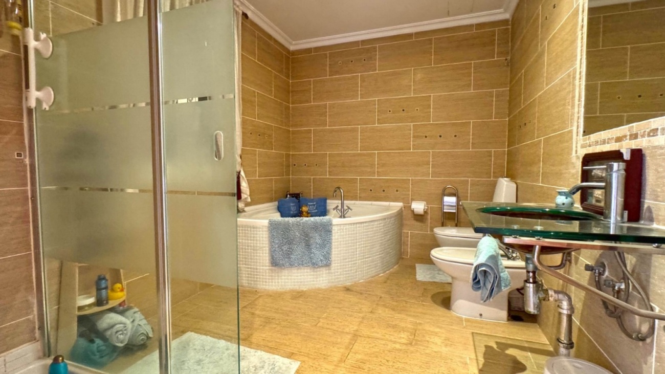 Living room in villa for sale in Torrevieja