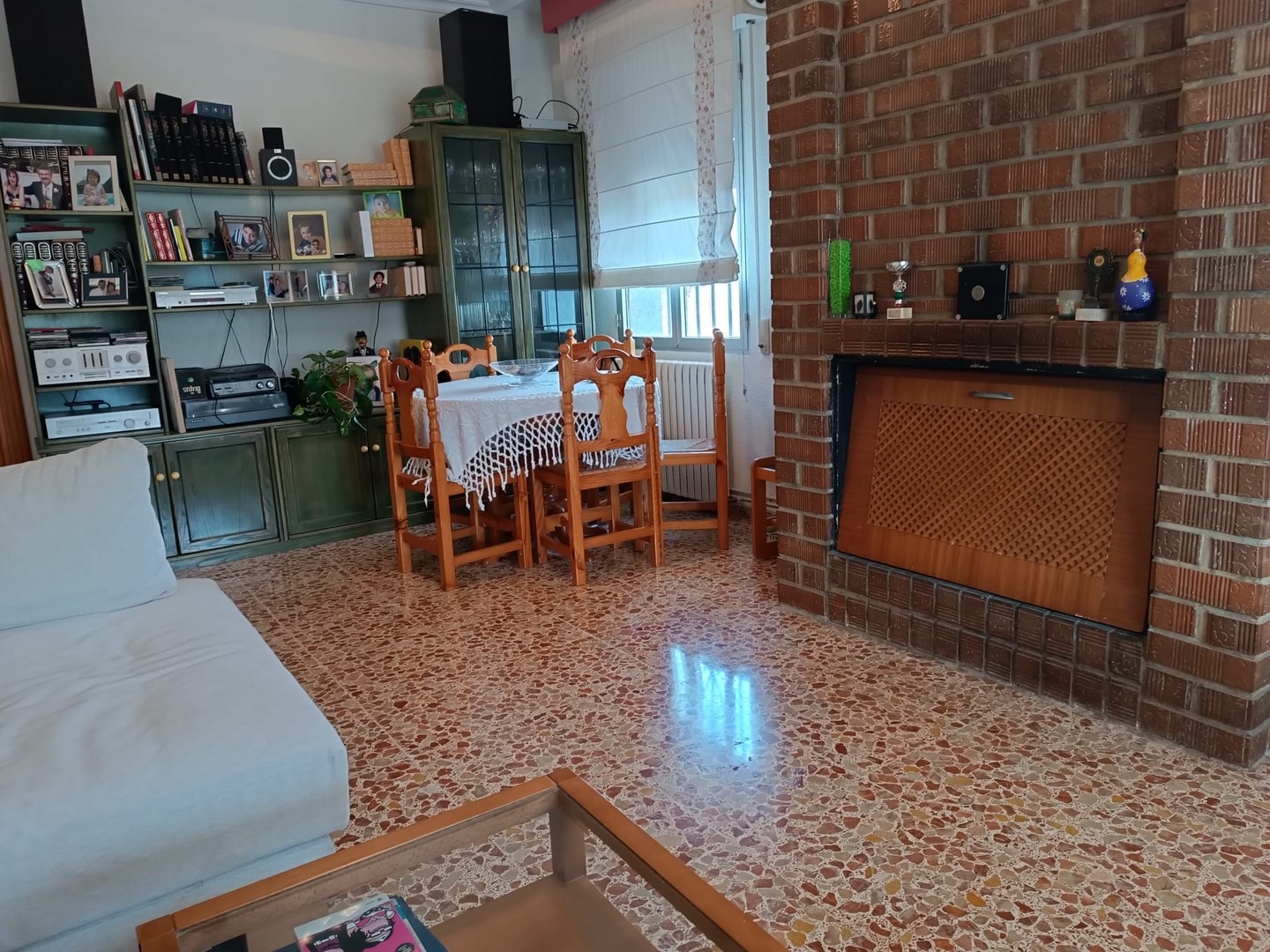 Exterior view in villa for sale in Yecla