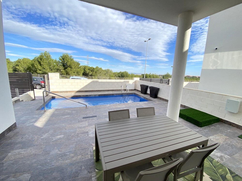 Master bedroom in villa for sale in Orihuela Costa