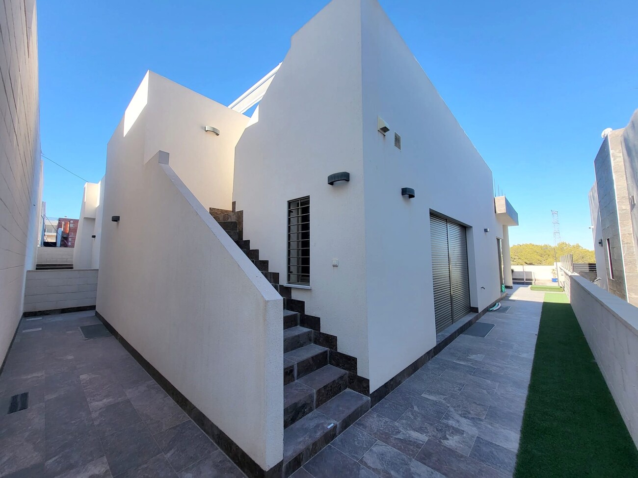 Terrace in villa for sale in Orihuela Costa