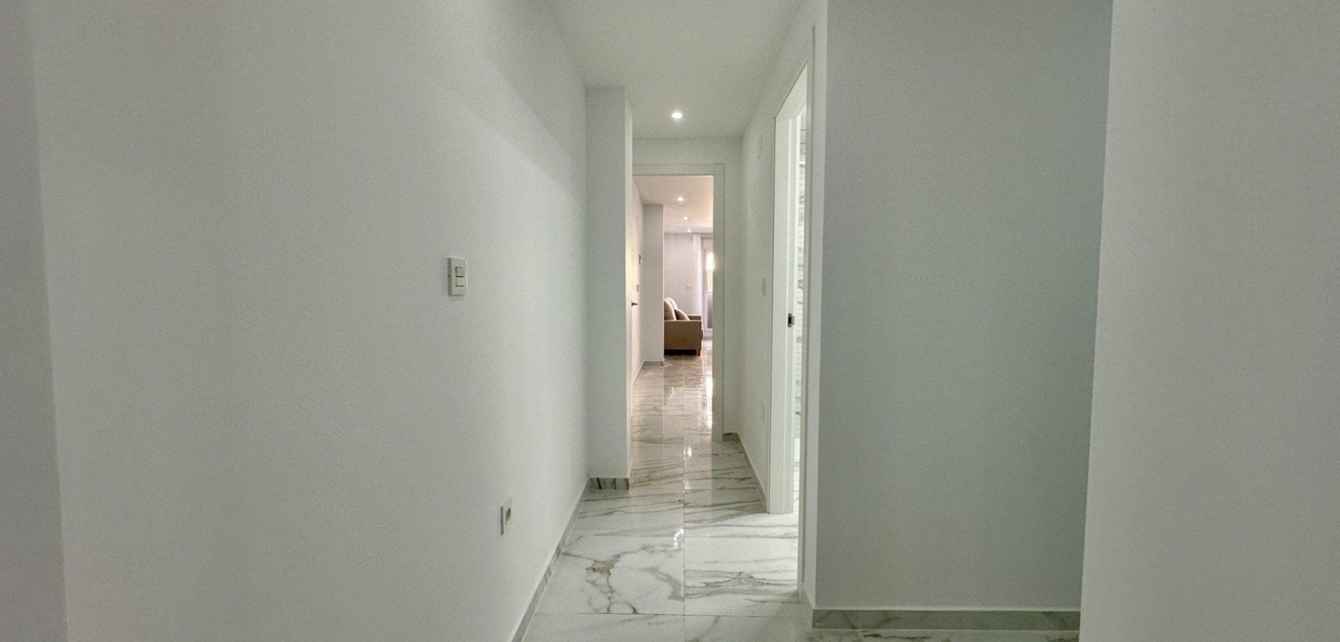 Living room in apartment for sale in Torrevieja