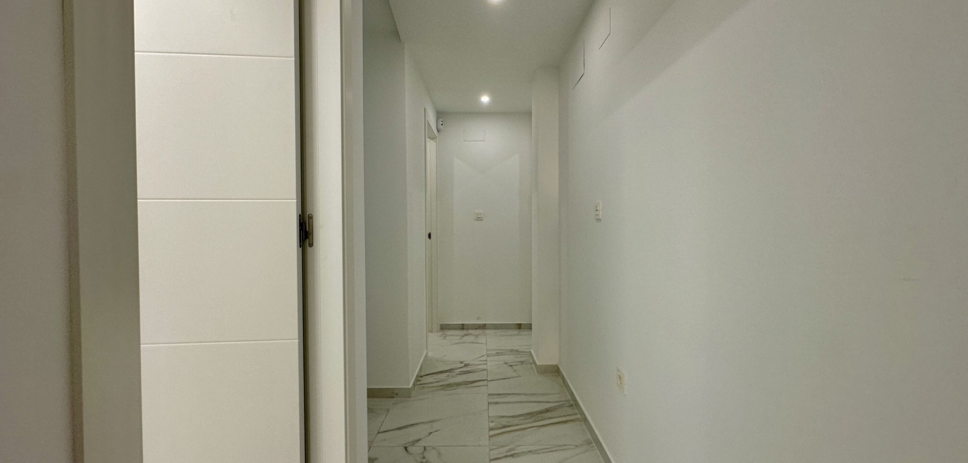 Bathroom in apartment for sale in Torrevieja