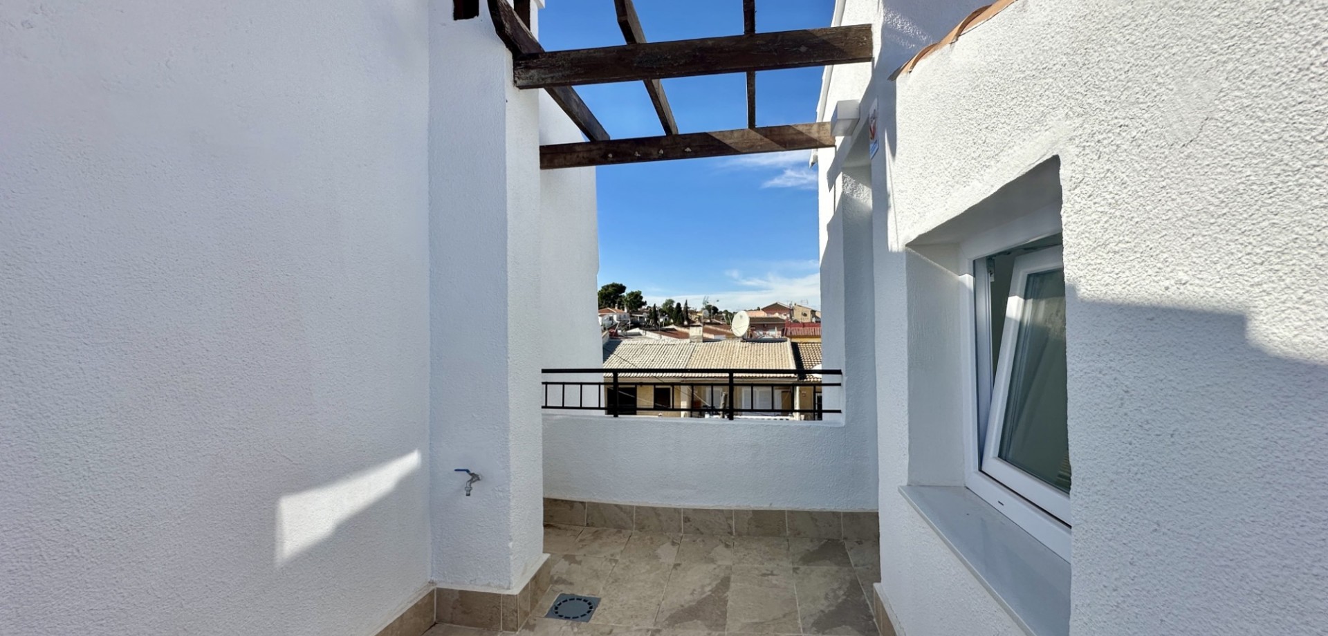 Exterior view in terraced for sale in Torrevieja