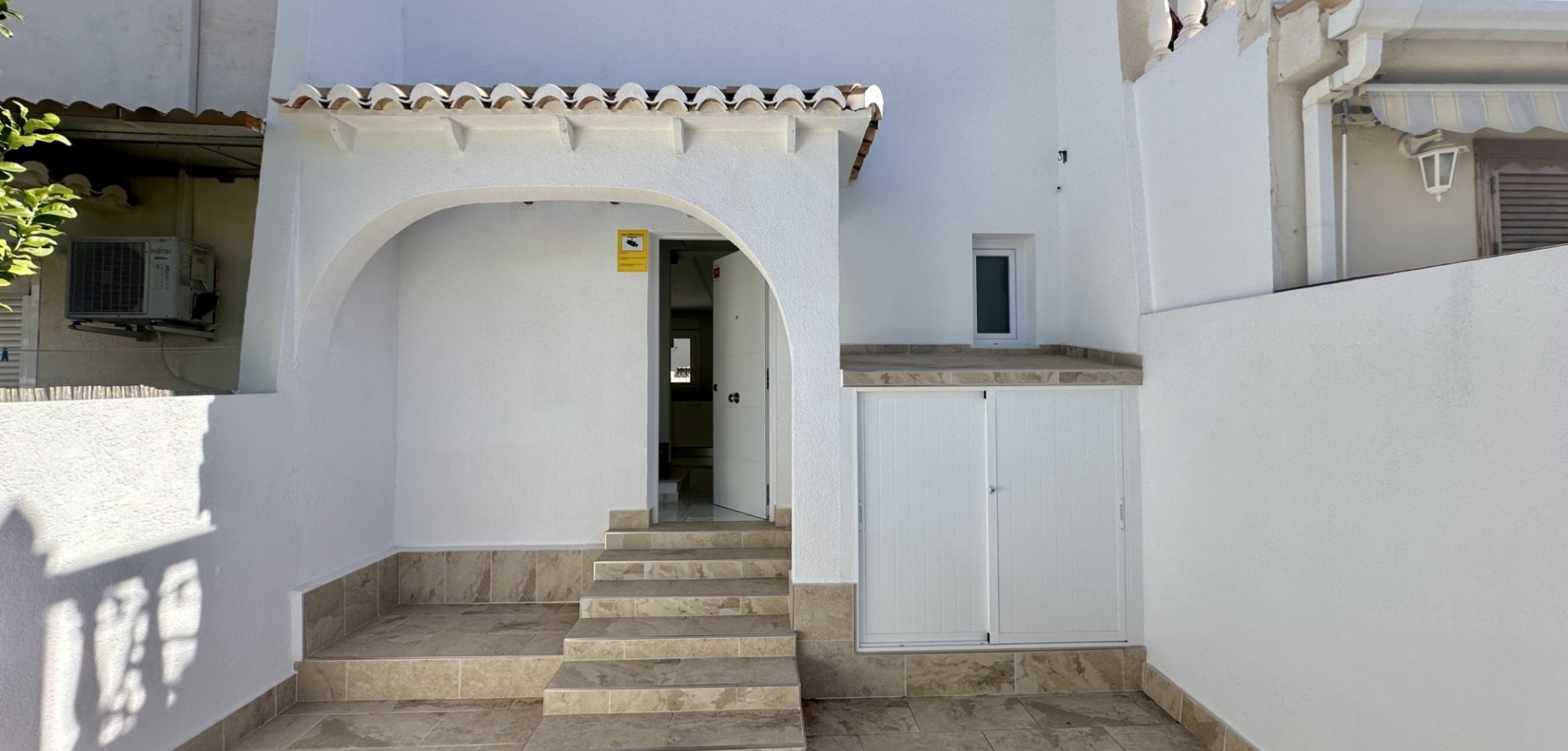 Exterior view in terraced for sale in Torrevieja