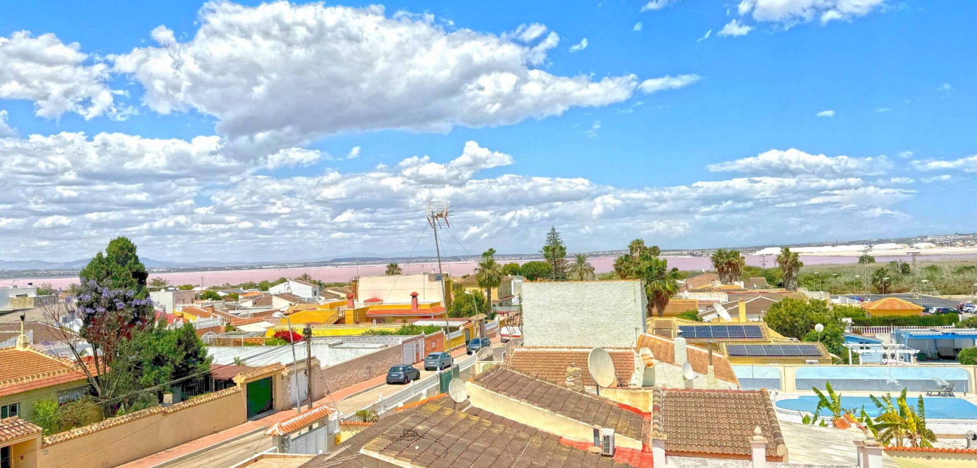 Master bedroom in villa for sale in Torrevieja