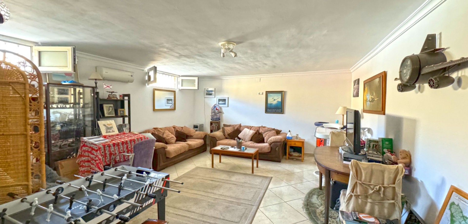 Dining area in villa for sale in Torrevieja
