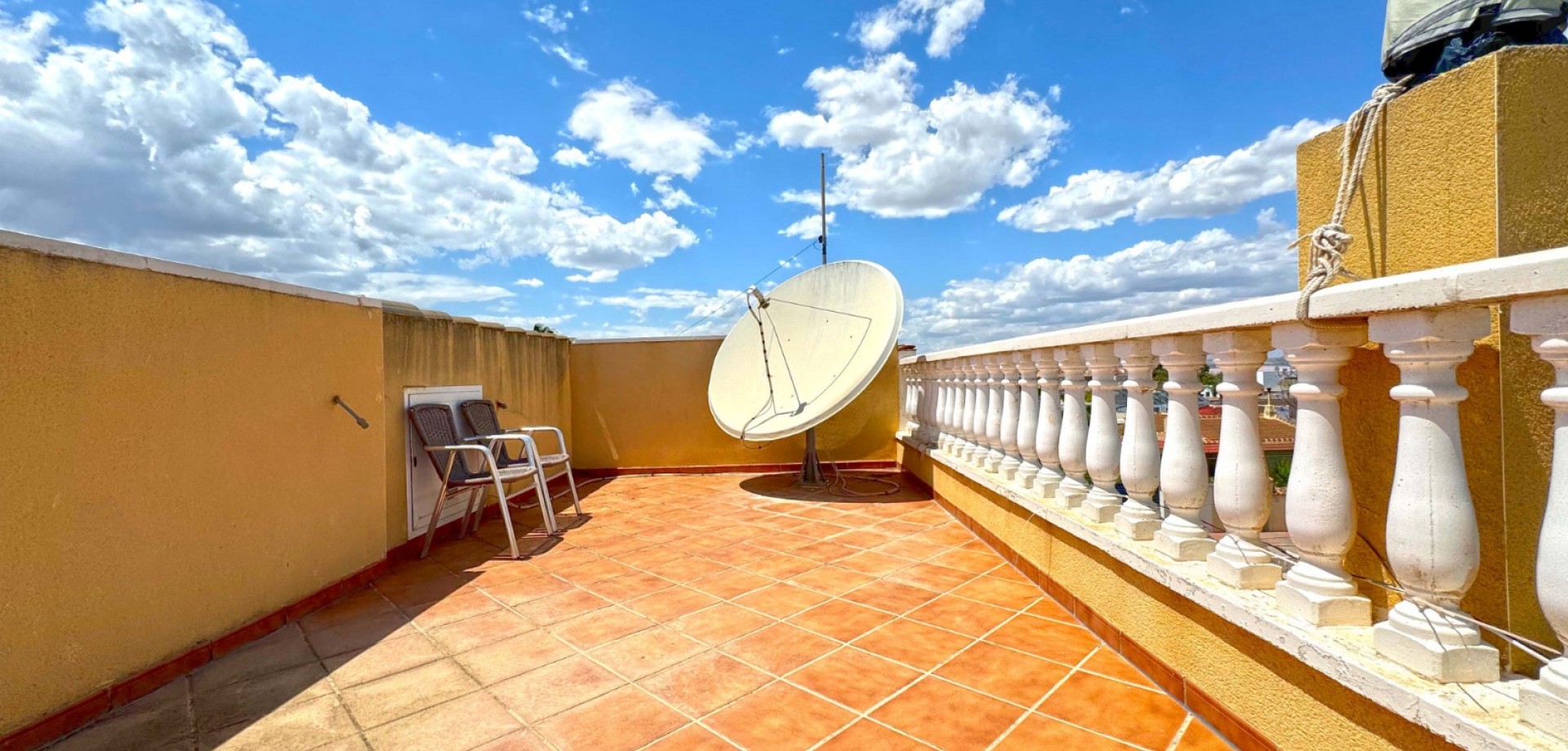 Kitchen in villa for sale in Torrevieja