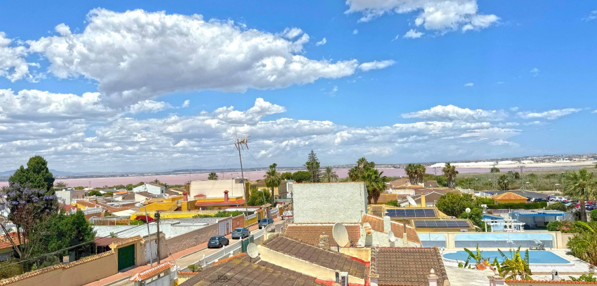 Master bedroom in villa for sale in Torrevieja