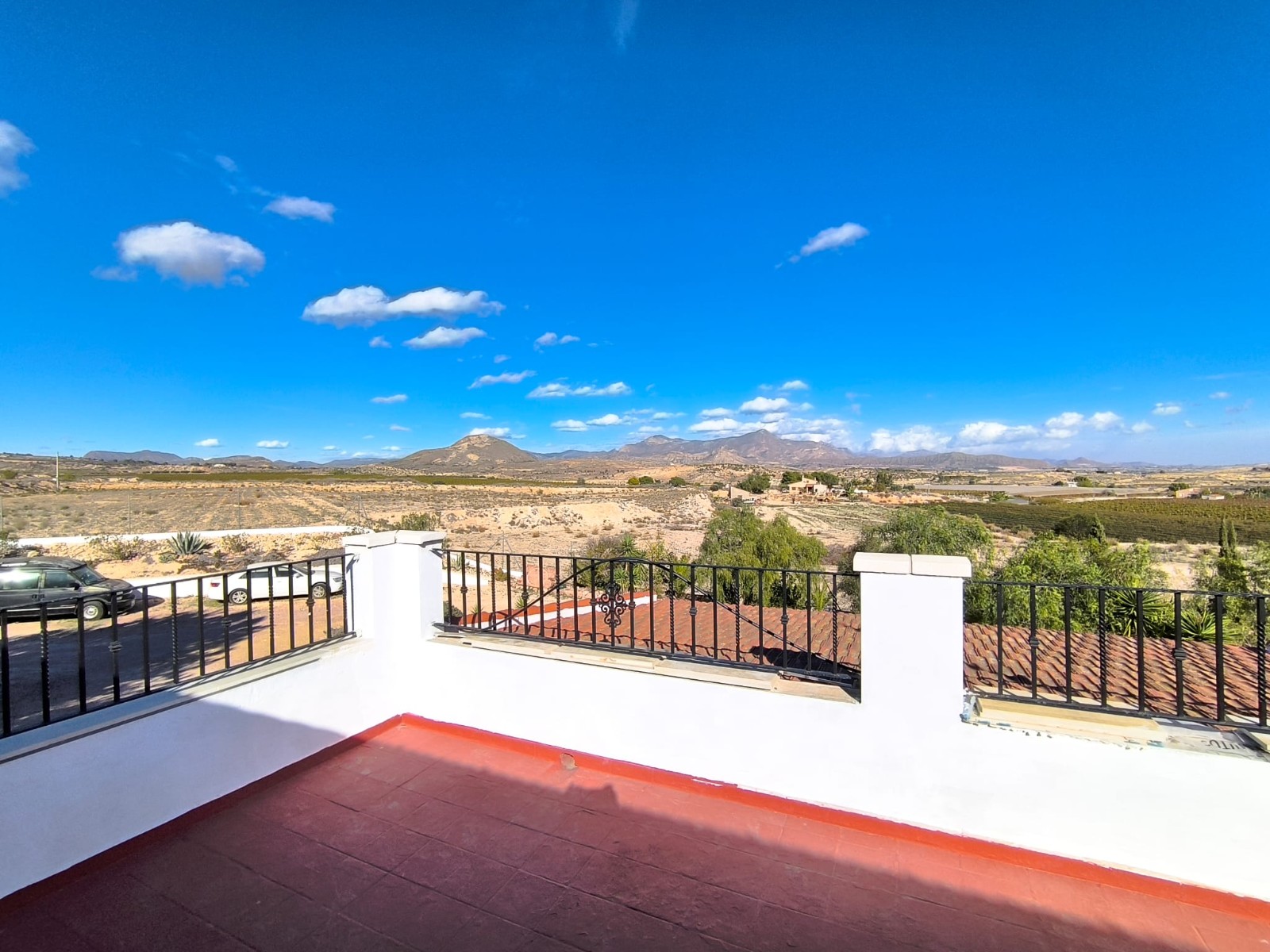 Terrace in villa for sale in Novelda