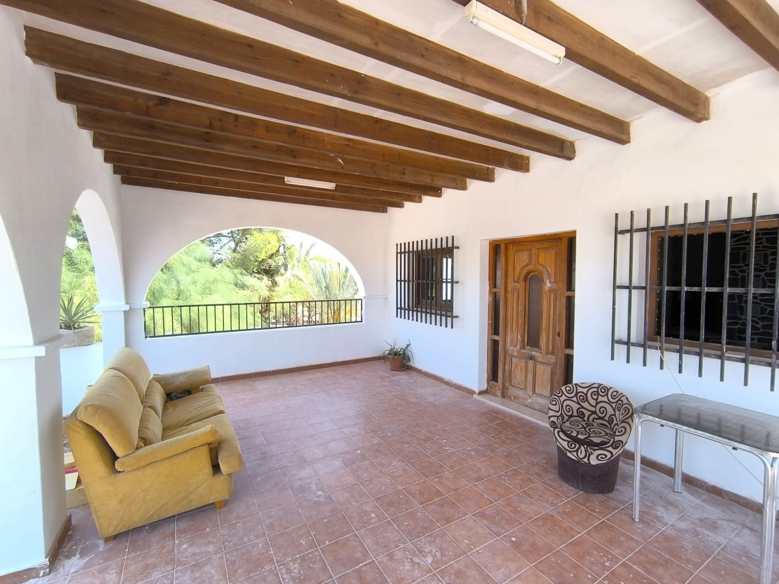 Bedroom in villa for sale in Novelda