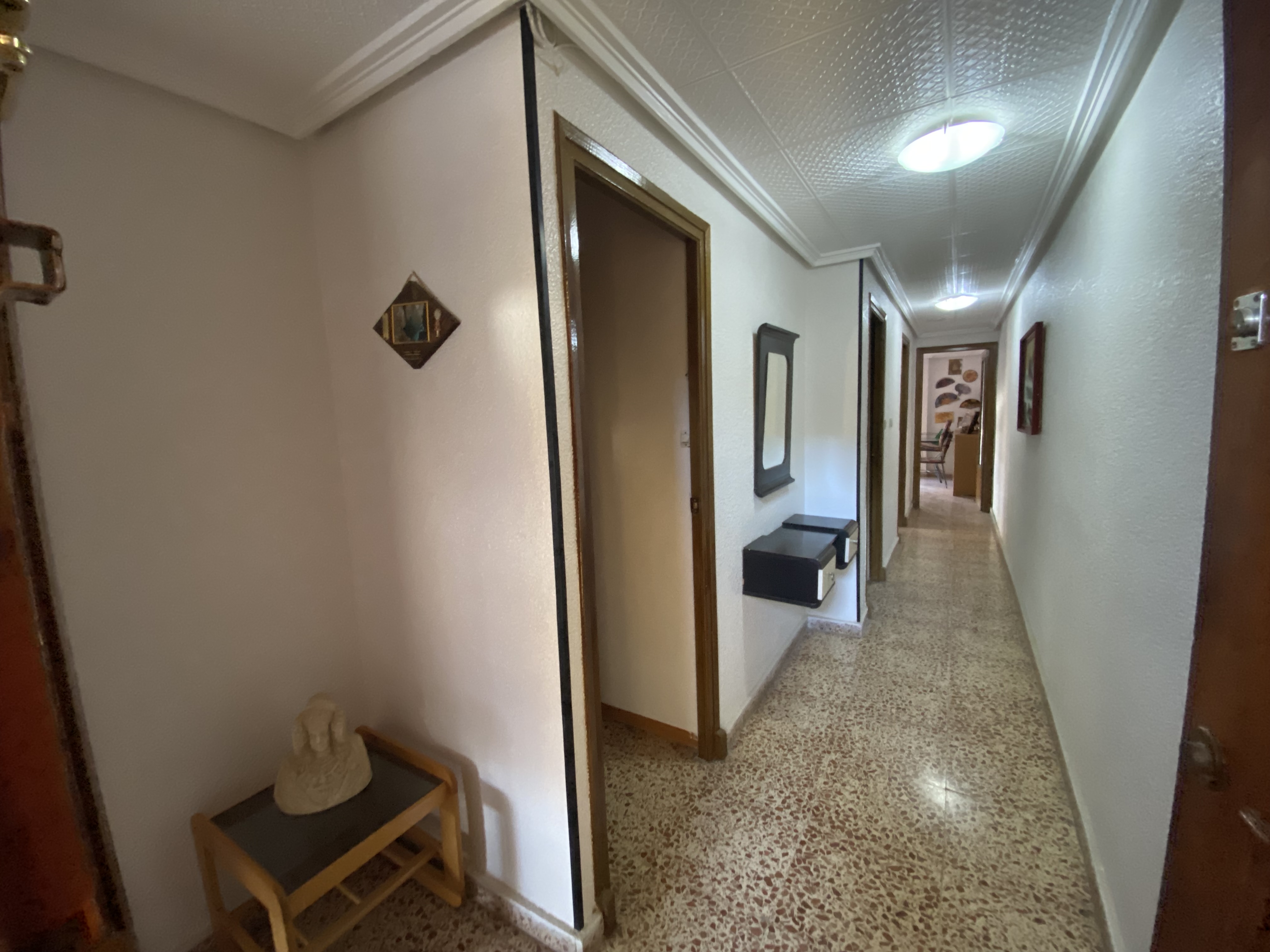 Bedroom in apartment for sale in Santa Pola