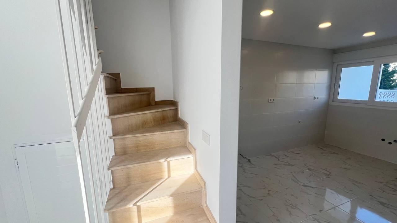 Dining area in terraced for sale in Torrevieja