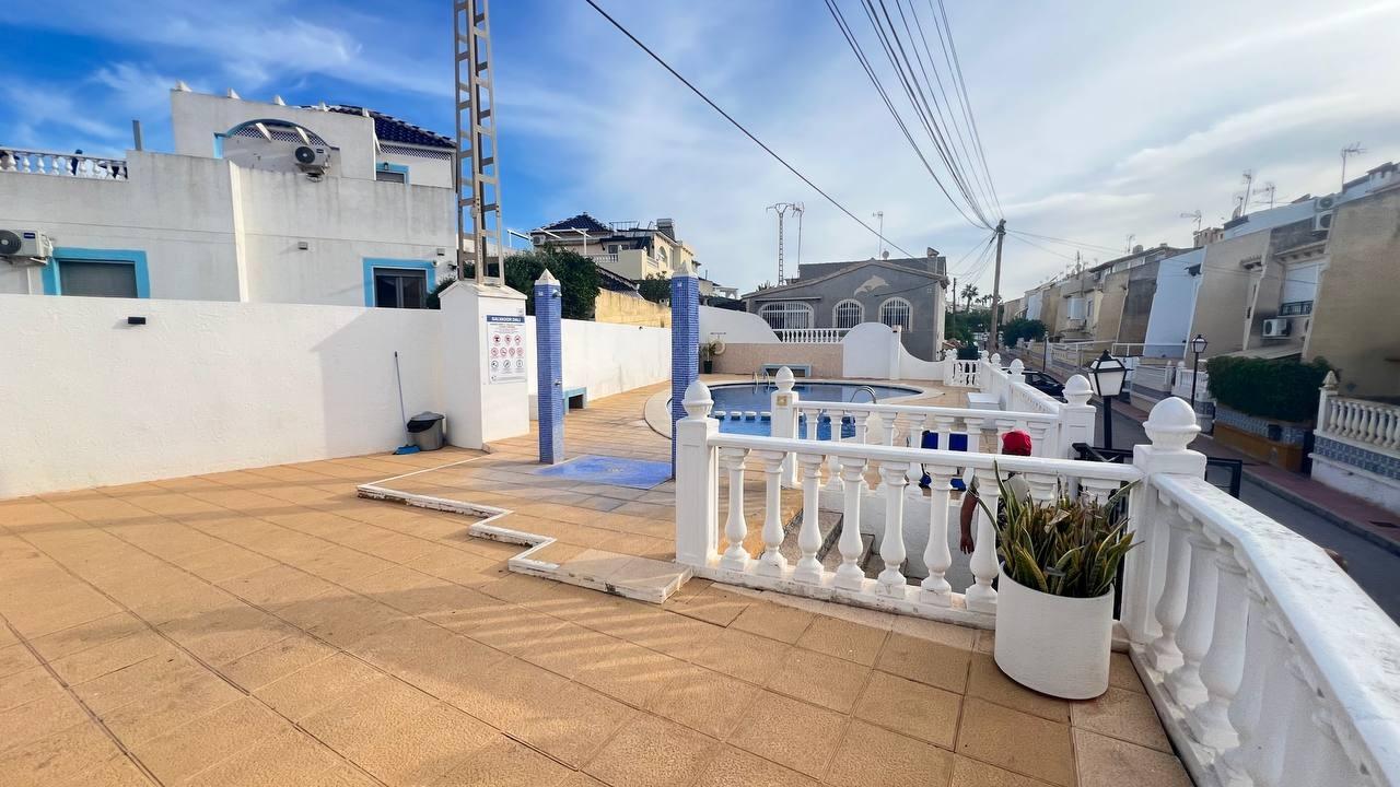 Garden in terraced for sale in Torrevieja