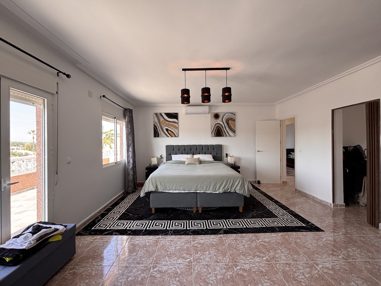 Pool area in villa for sale in Benijofar