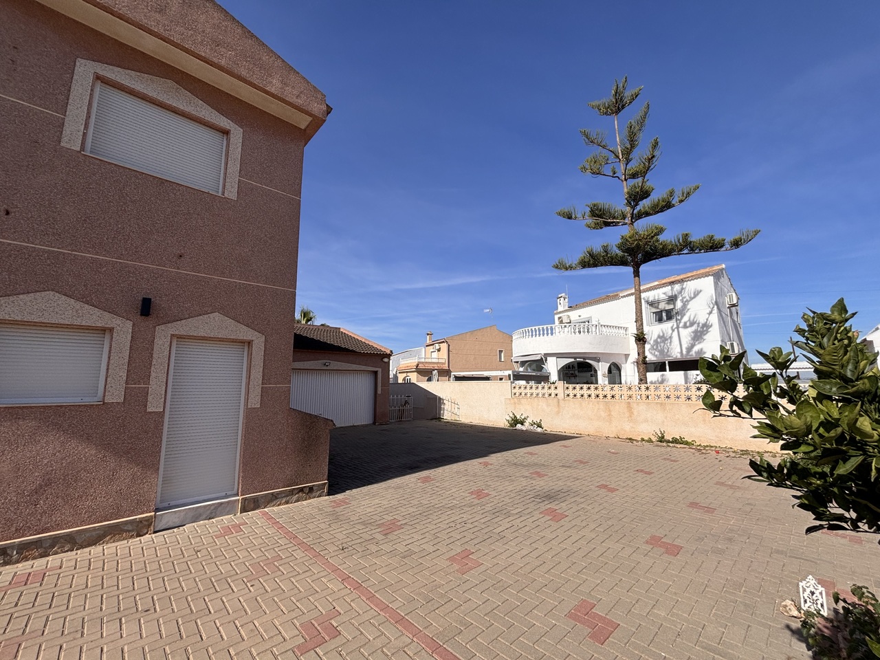 Terrace in villa for sale in Benijofar