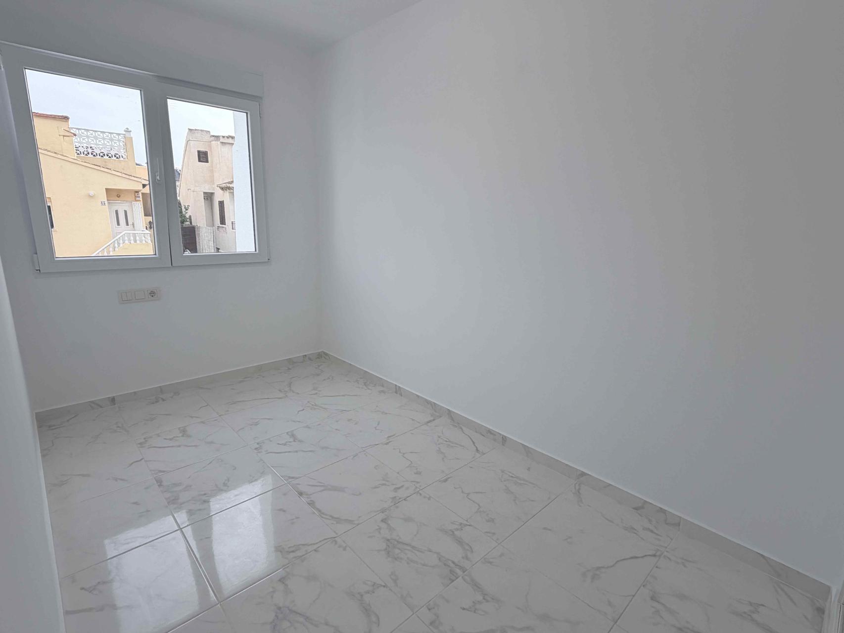Garden in terraced for sale in Torrevieja