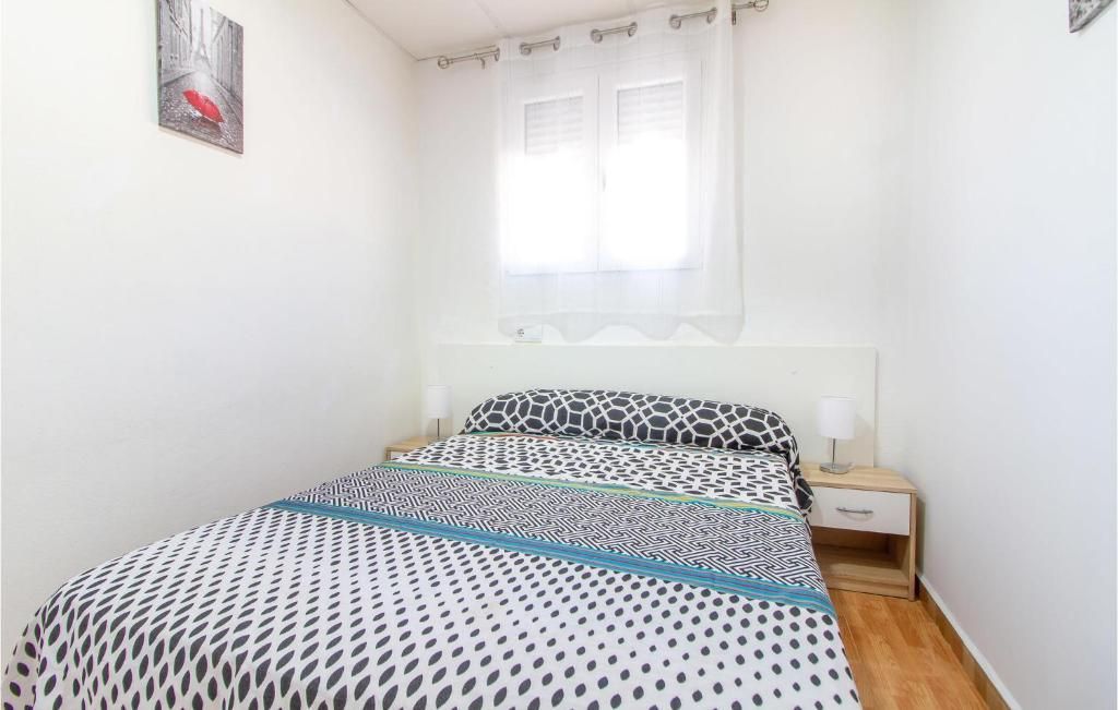 Master bedroom in villa for sale in Jumilla
