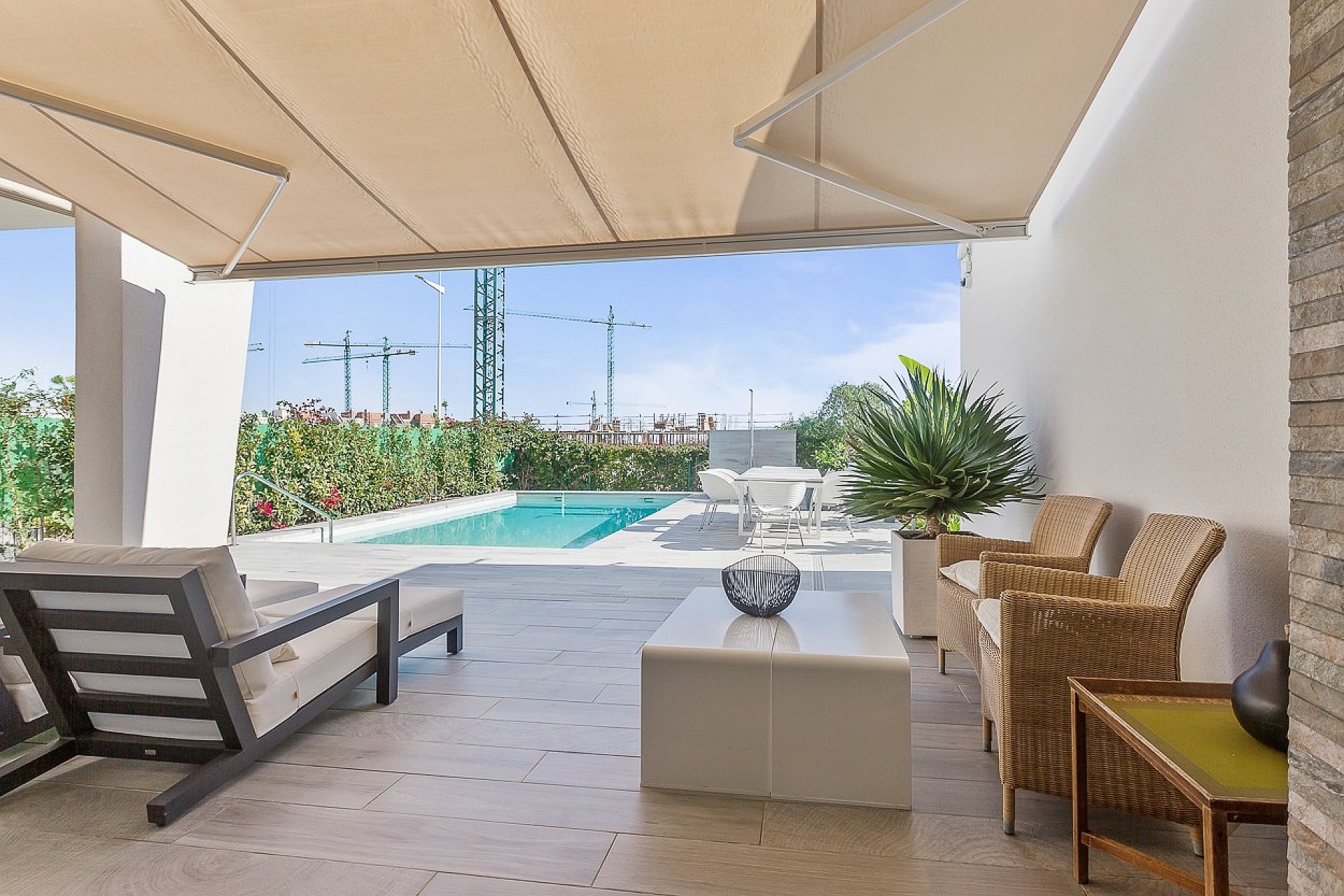 Garden in villa for sale in La Finca Golf Resort