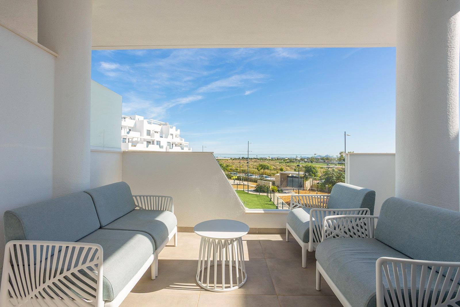 Bedroom in apartment for sale in Los Alcazares