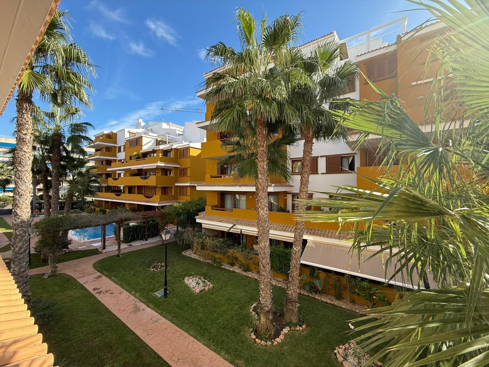 Master bedroom in apartment for sale in Torrevieja