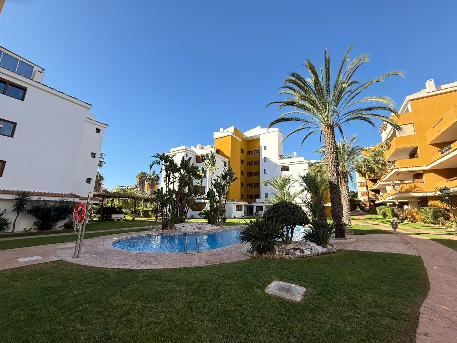 Dining area in apartment for sale in Torrevieja