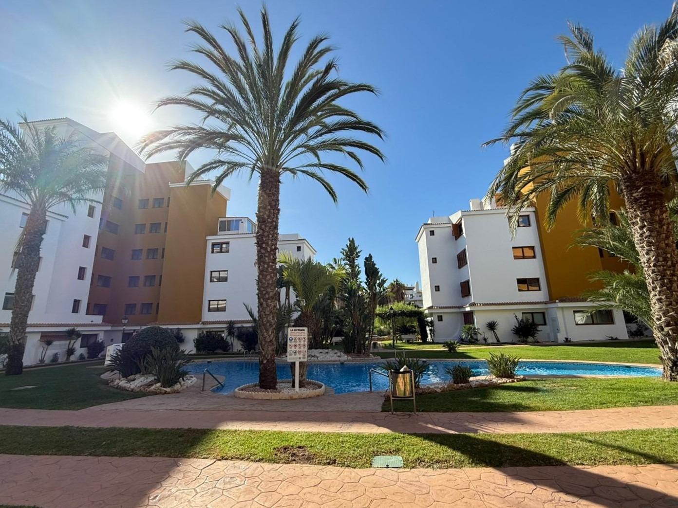 Living room in apartment for sale in Torrevieja