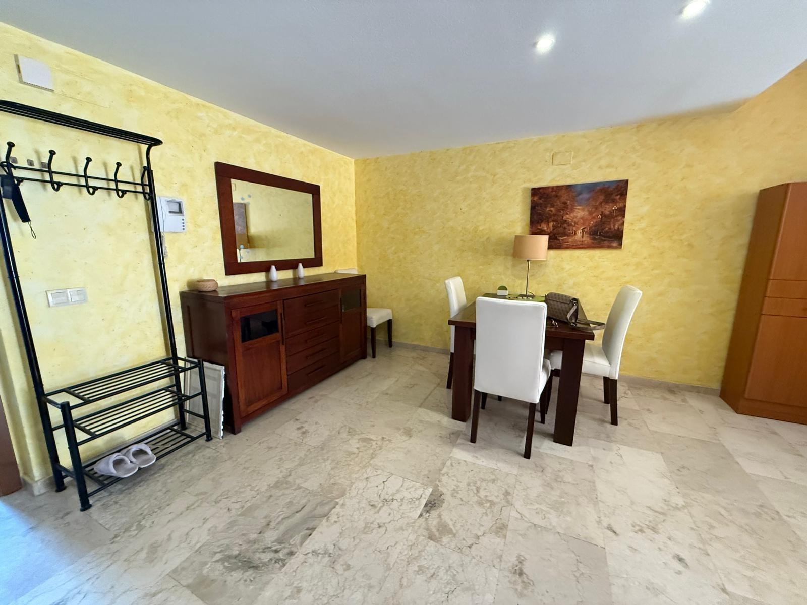 Garden in apartment for sale in Torrevieja