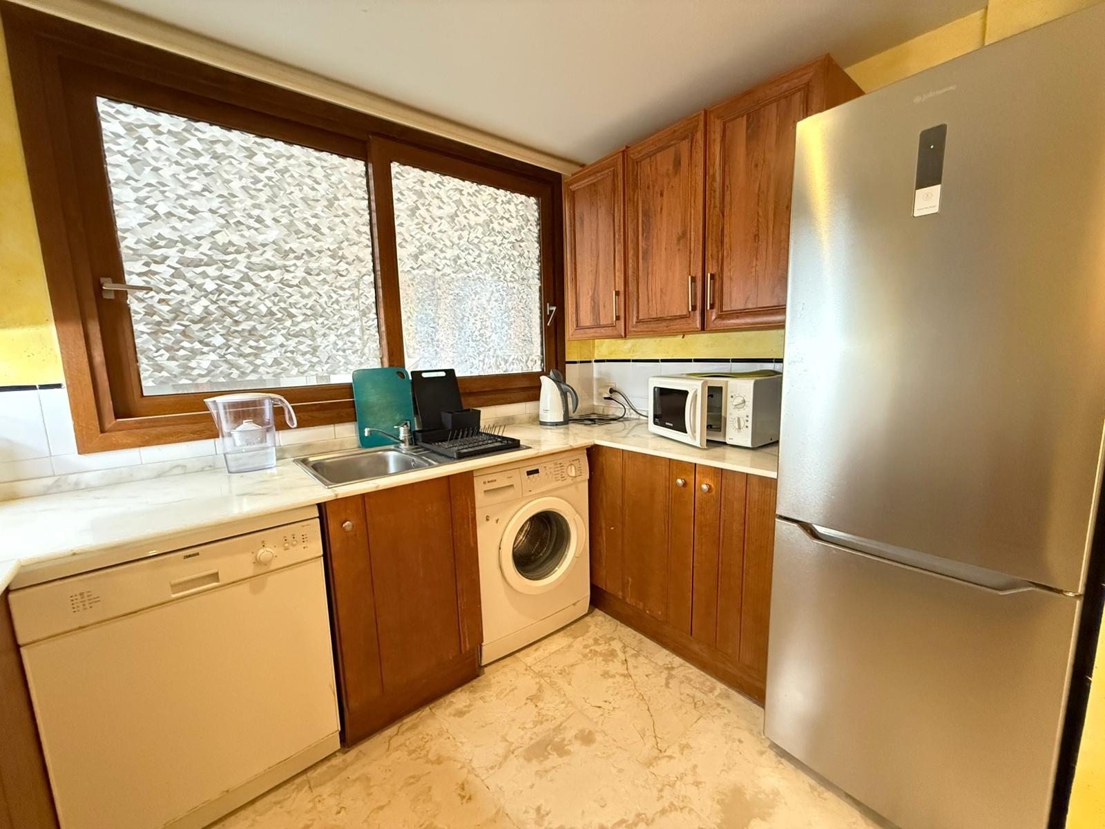 Bedroom in apartment for sale in Torrevieja