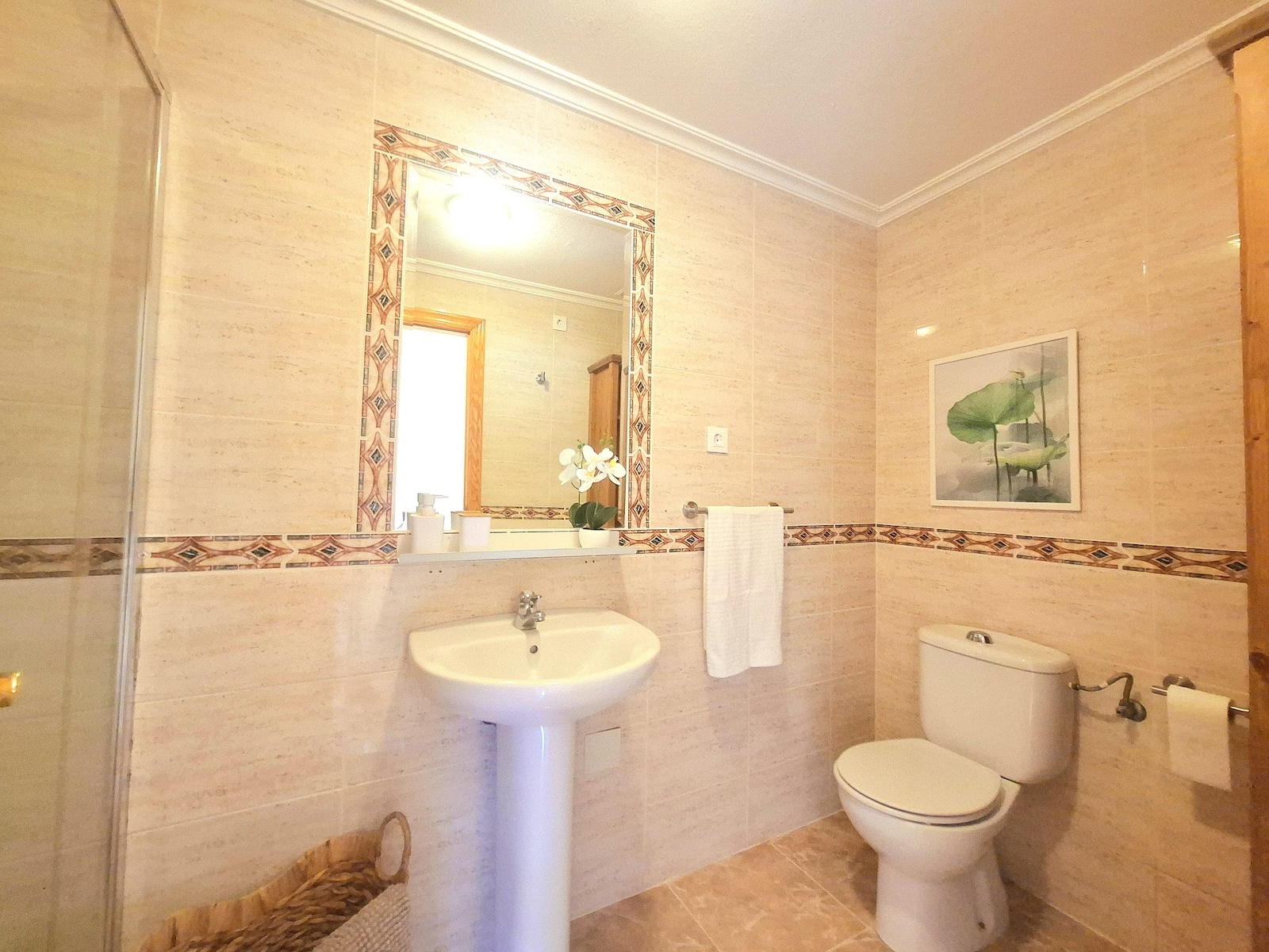 Master bedroom in apartment for sale in Torrevieja