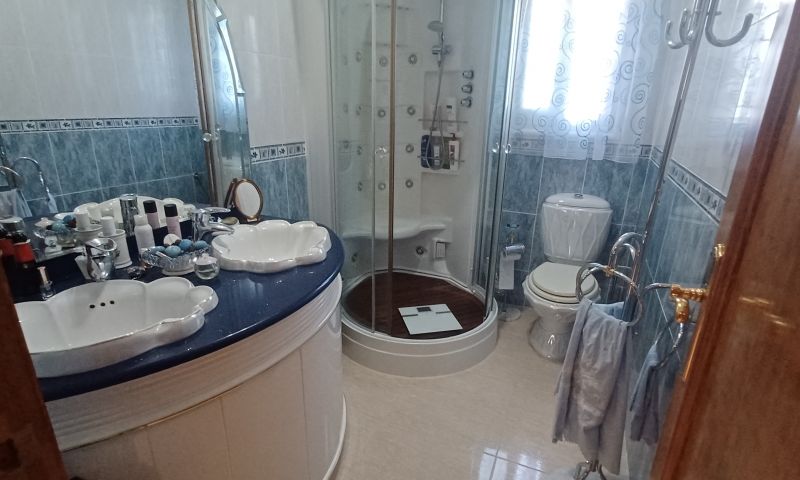 Kitchen in villa for sale in Orihuela Costa