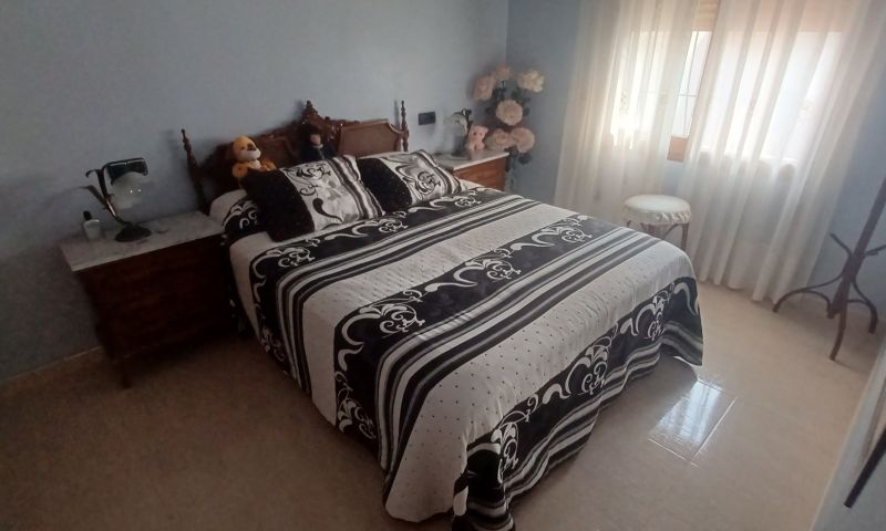 Garden in villa for sale in Orihuela Costa