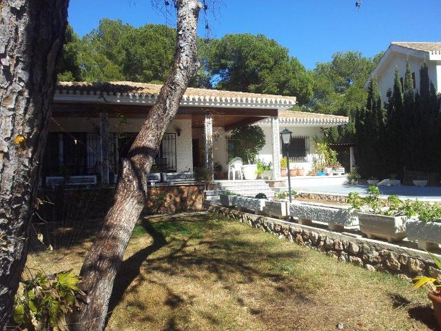 Pool area in villa for sale in Campoamor